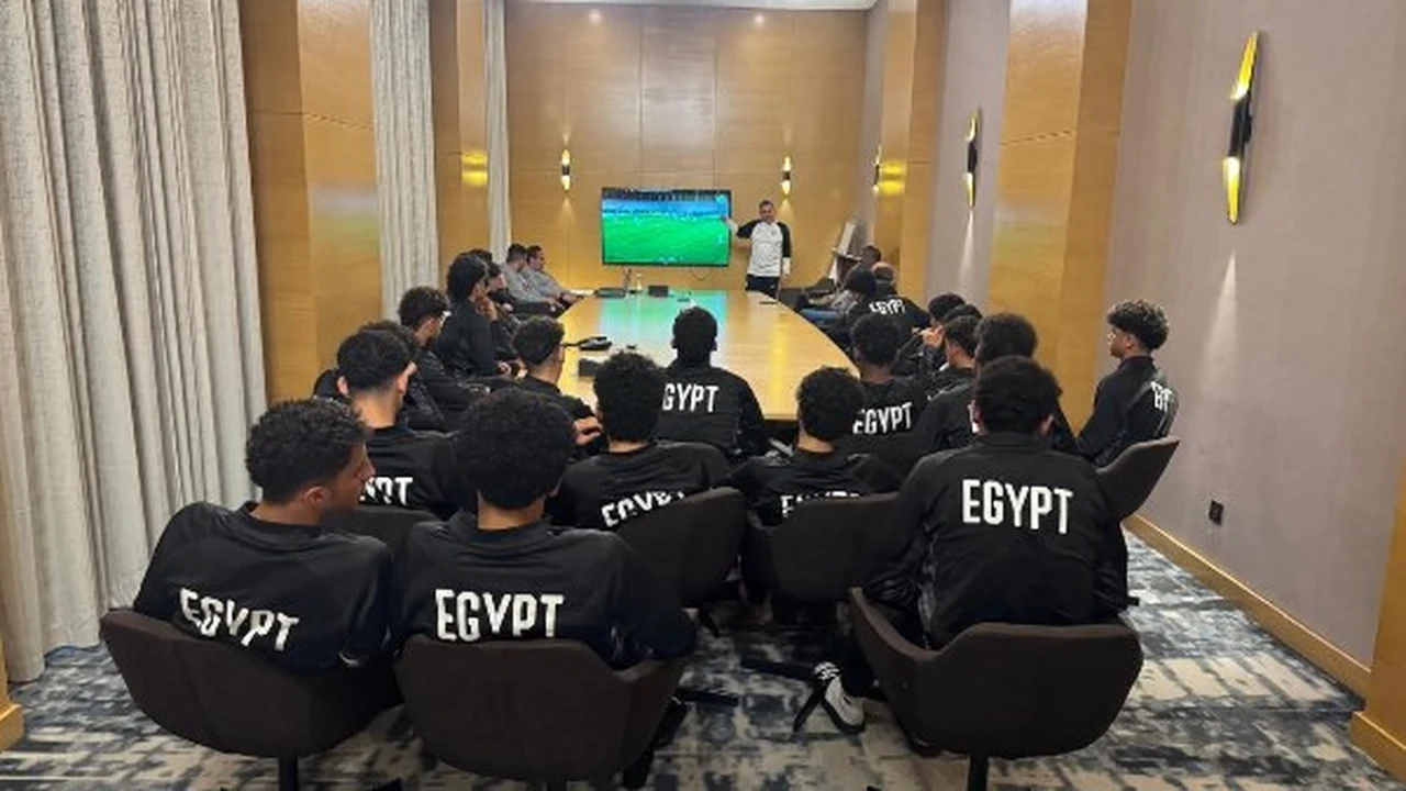 محاضرة مرئية لمنتخب الناشئين قبل مواجهة المغرب